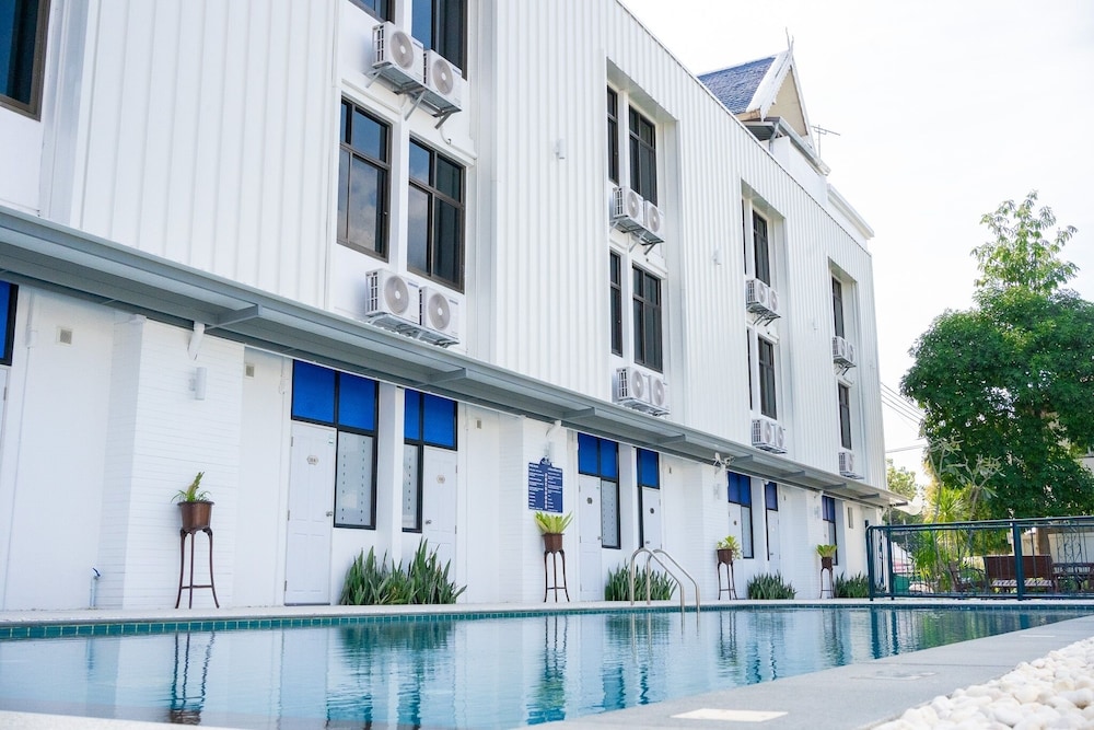 singharaj boutique hotel