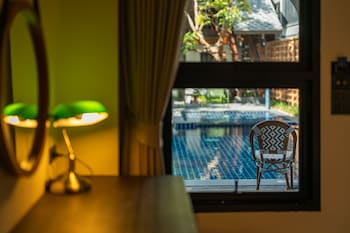 shamrock chiangmai hotel