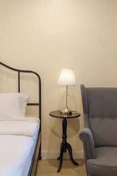 holiday cottage hotel chiang mai
