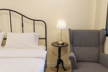 holiday cottage hotel chiang mai