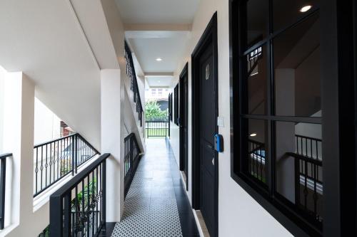 holiday cottage hotel chiang mai