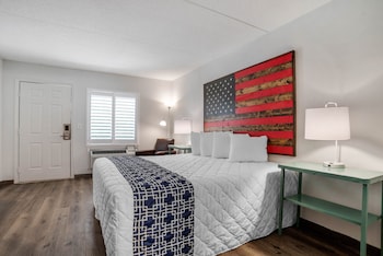 super 8 by wyndham daleville fort novosel