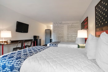 super 8 by wyndham daleville fort novosel