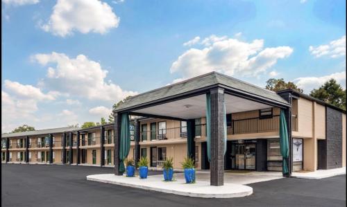 super 8 by wyndham daleville fort novosel