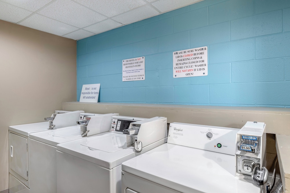 red roof inn doswell kings dominion