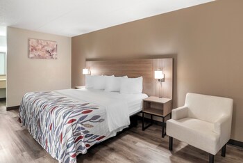 red roof inn doswell kings dominion