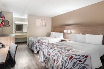 red roof inn doswell kings dominion