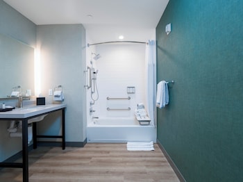 cambria hotel imperial