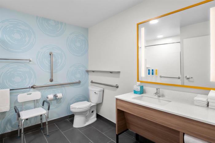 tru by hilton wauseon