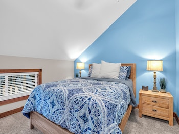 victorian inn elkhart lake wisconsin