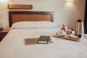 hotel ilebal cuernavaca centro