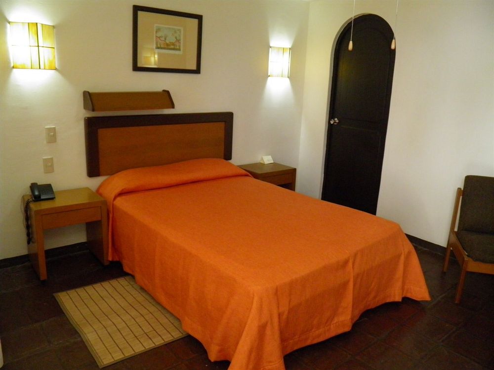 hotel ilebal cuernavaca centro