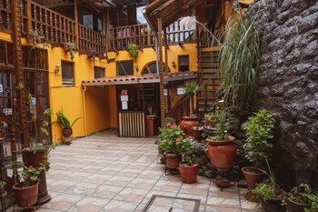 hostal international house cusco