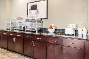 cobblestone hotel and suites denmark