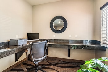 cobblestone hotel and suites denmark