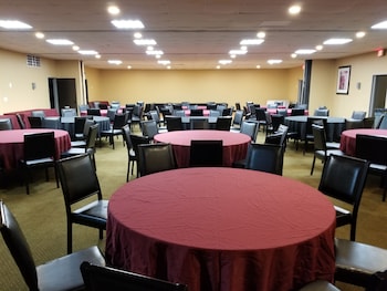 fairmount inn and suites stroudsburg