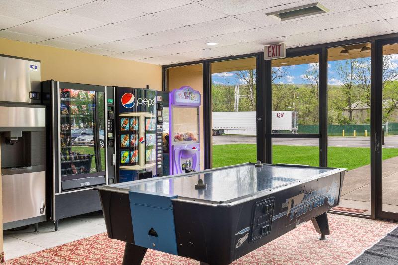 fairmount inn and suites stroudsburg