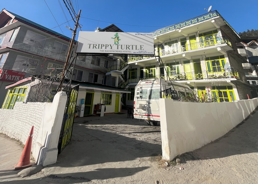 Trippy Turtle Hostel,,3 star