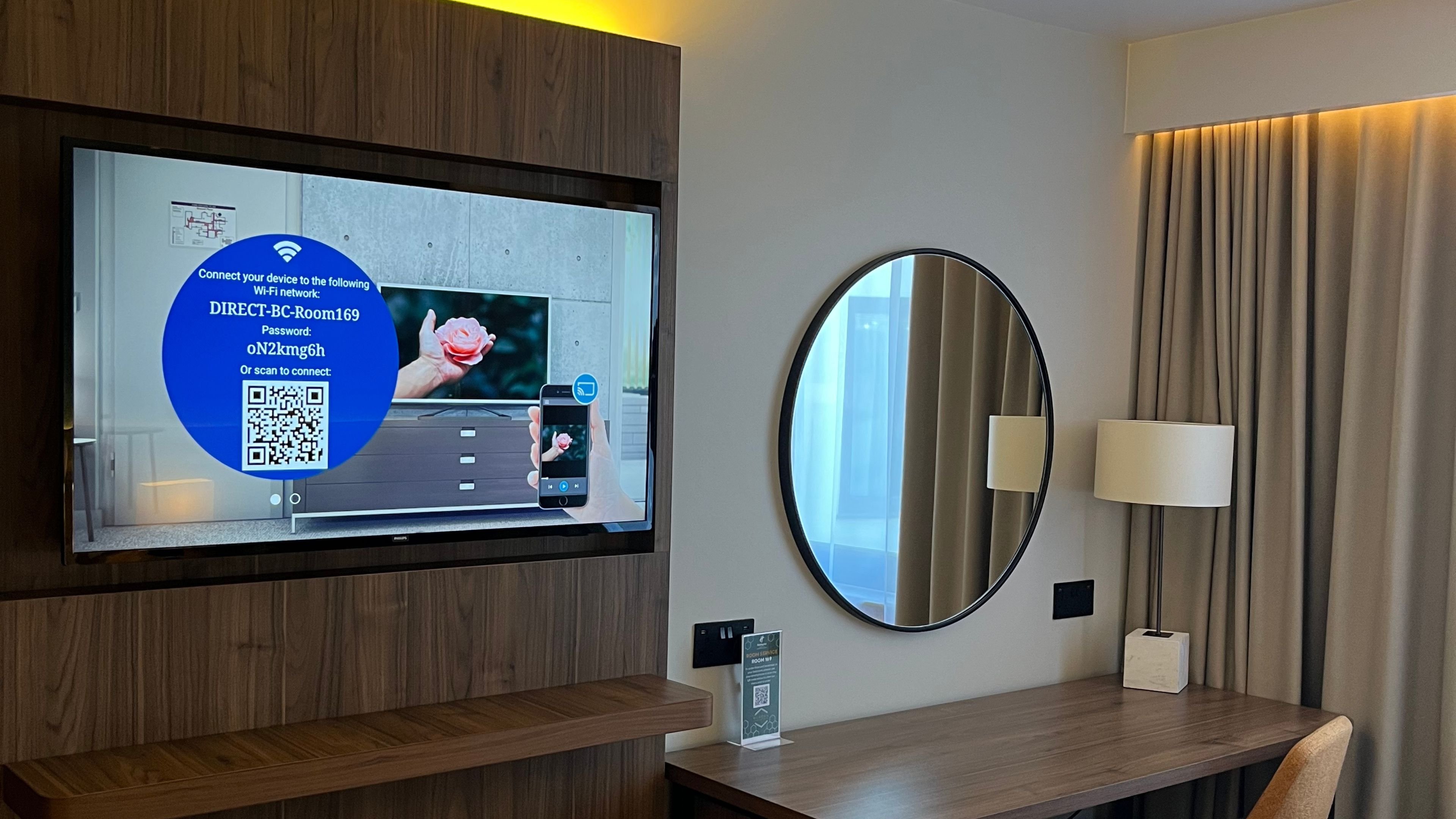 holiday inn london gatwick worth by ihg