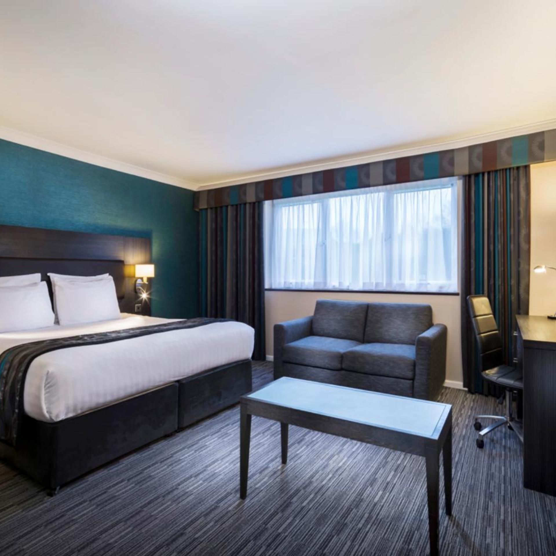 holiday inn london gatwick worth by ihg