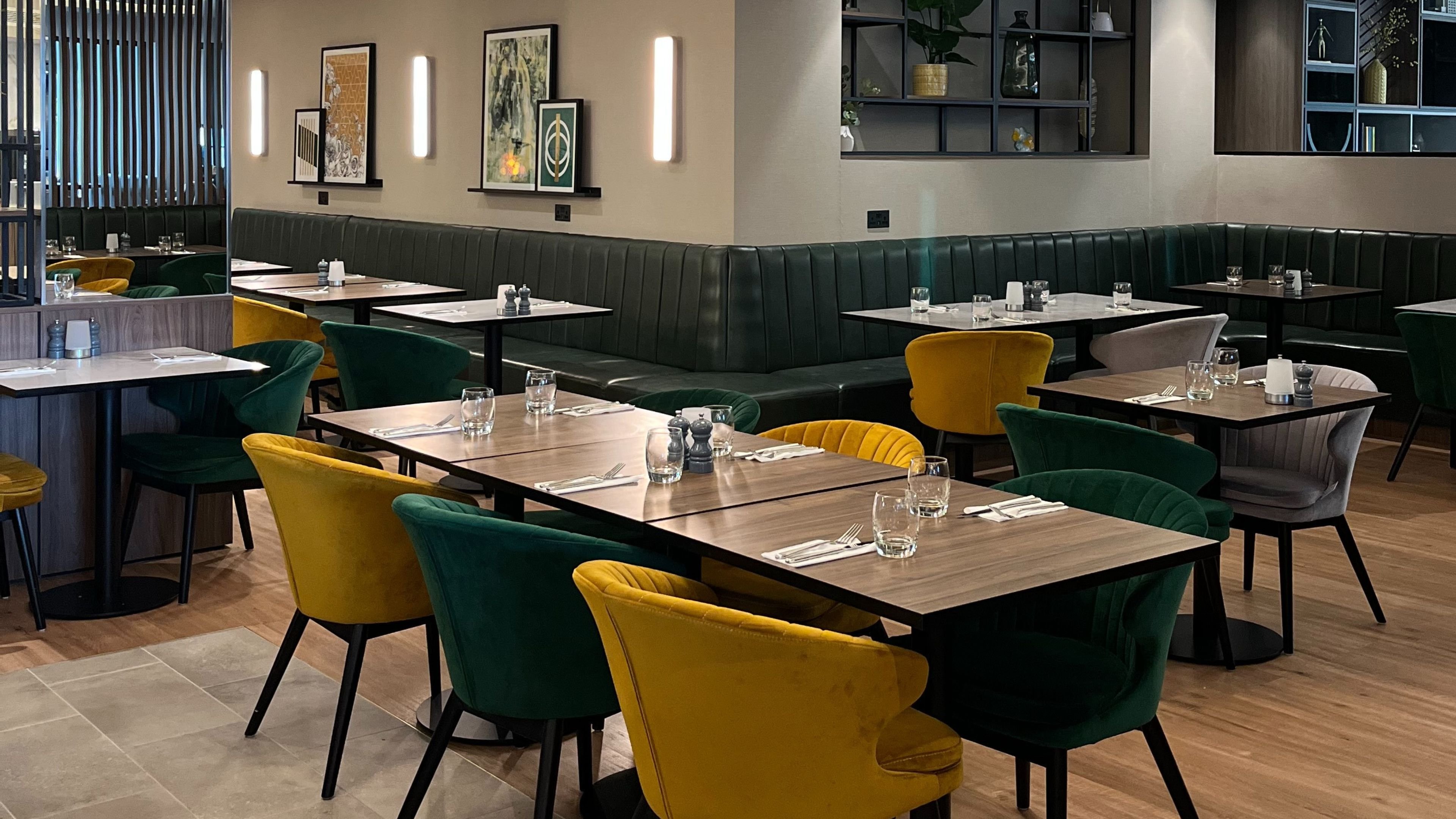 holiday inn london gatwick worth by ihg