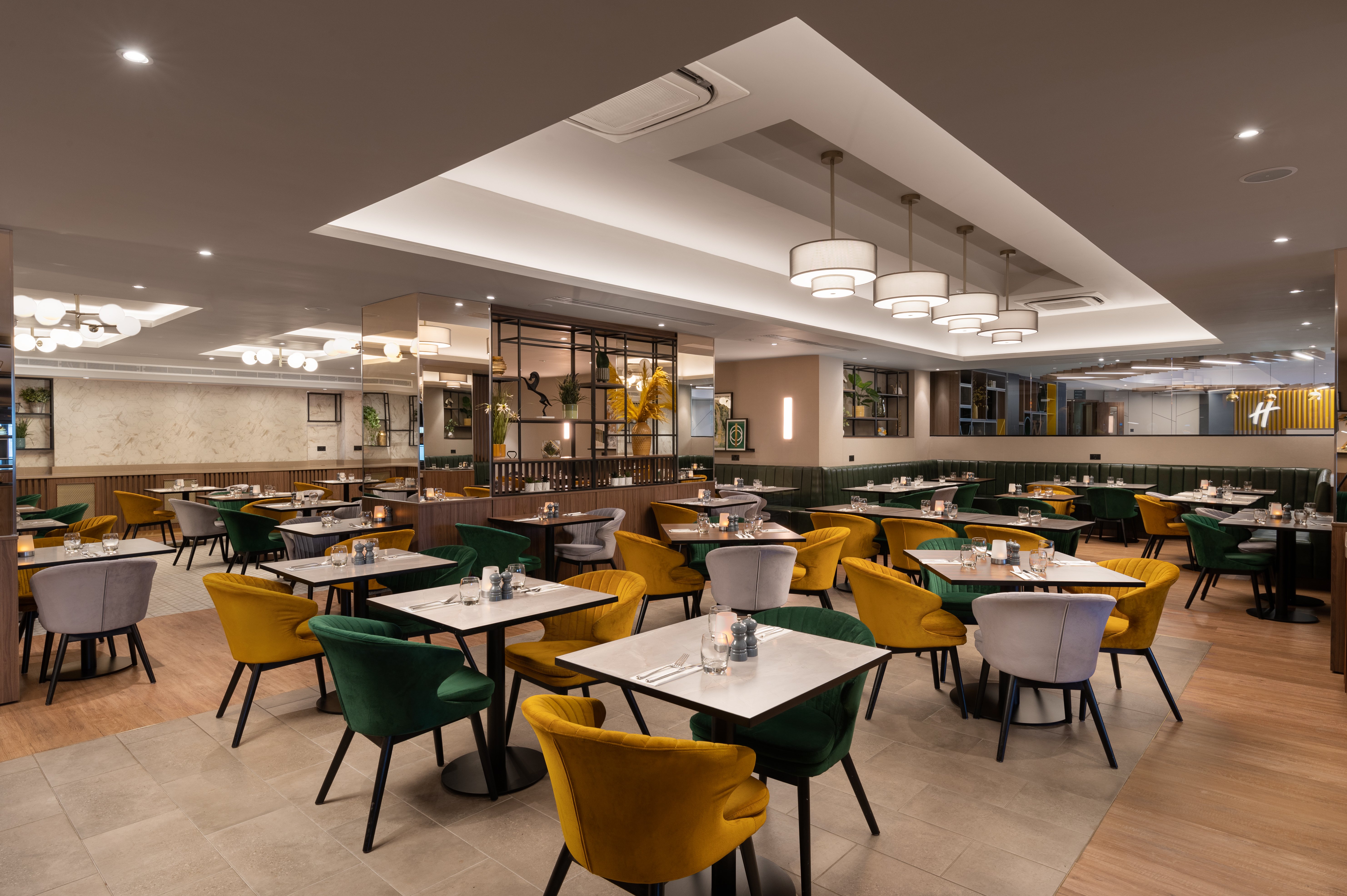 holiday inn london gatwick worth by ihg