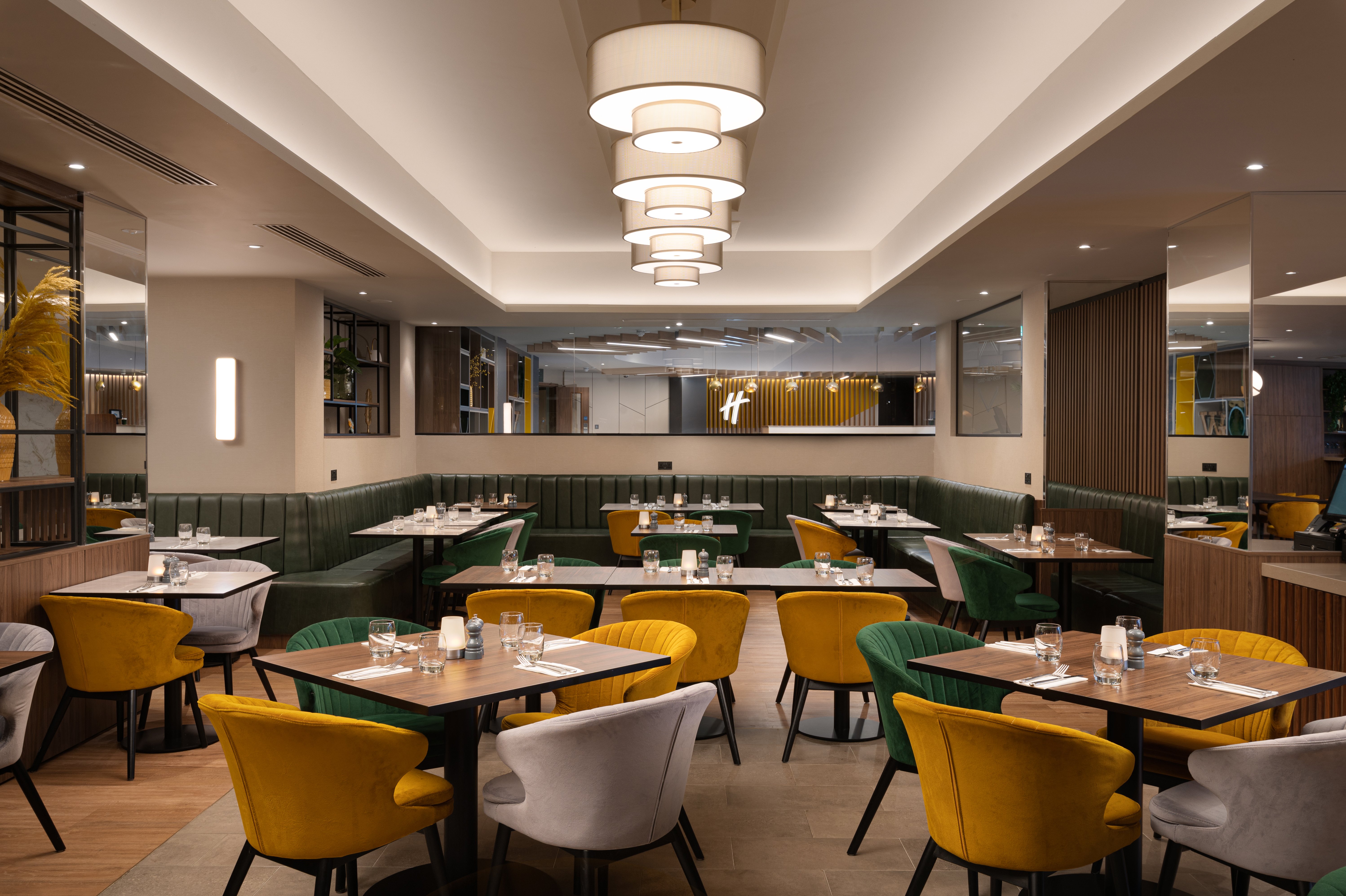 holiday inn london gatwick worth by ihg