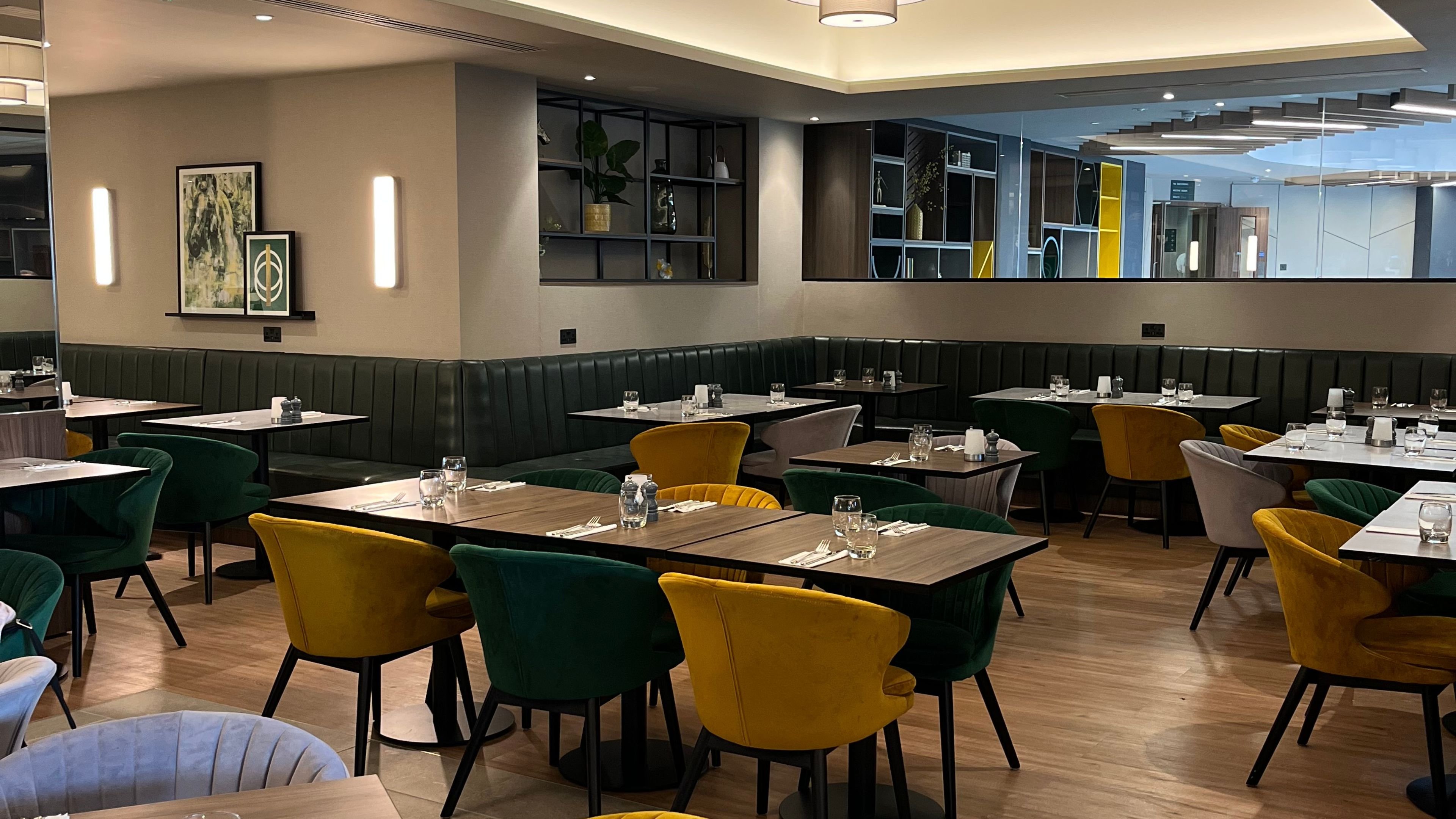 holiday inn london gatwick worth by ihg