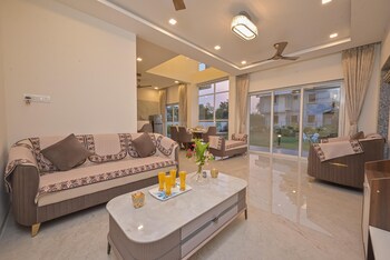 vivanta villa