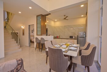 vivanta villa