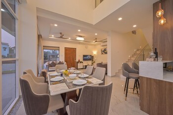vivanta villa