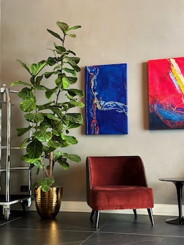 flom boutique hotel