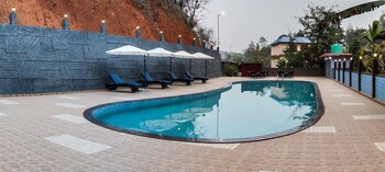 Aranya The Merian Resort,,3.5 star