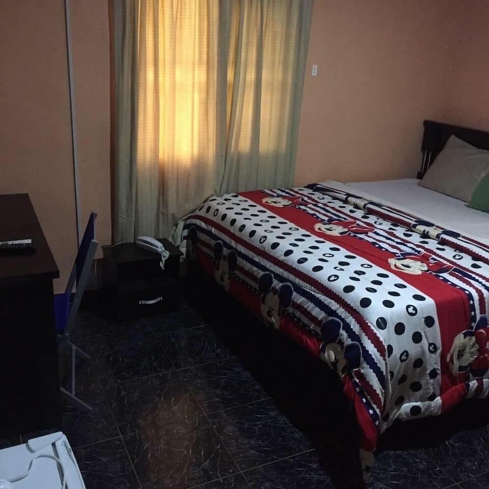 lorrybee plaza hotel