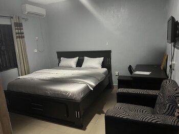 lorrybee plaza hotel