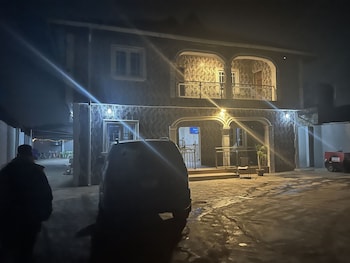 lorrybee plaza hotel