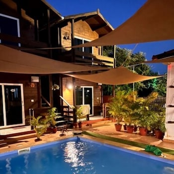 The Emerald Morjim,,2 star