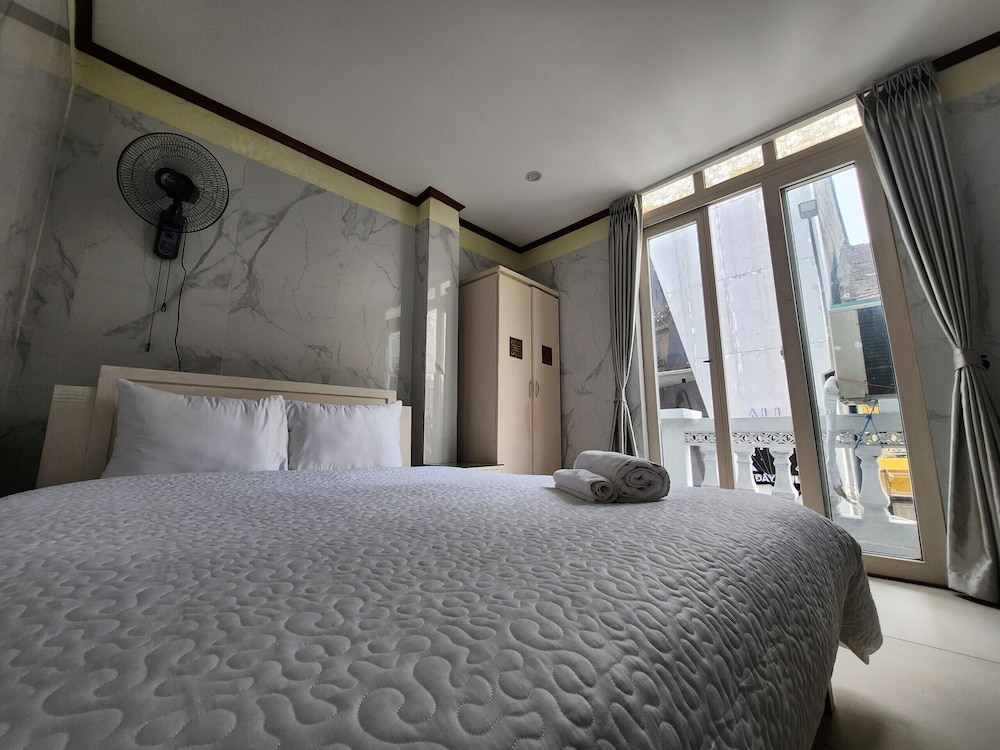 tuan central hotel
