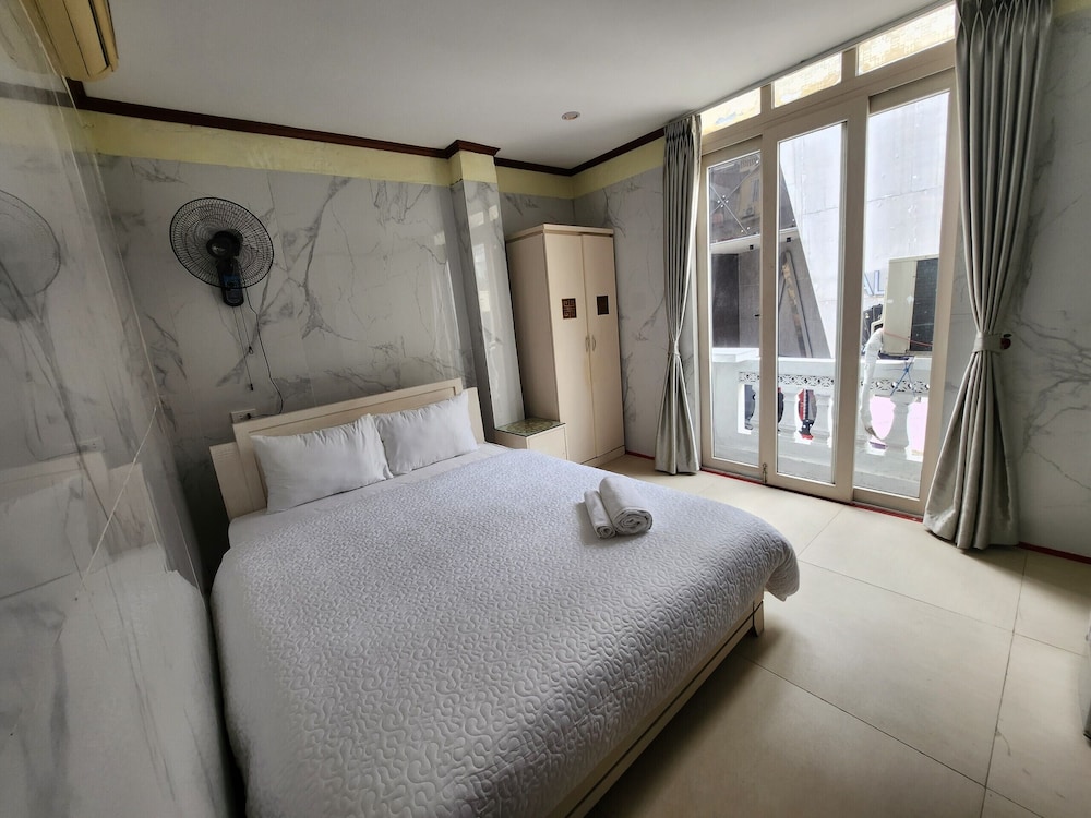 tuan central hotel