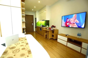 vinhomes green bay studio apartment