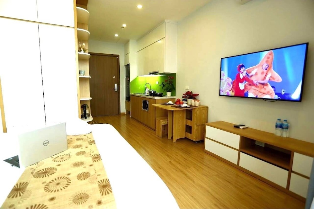 vinhomes green bay studio apartment