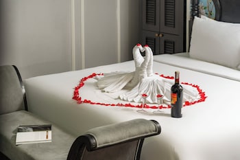 amara hanoi hotel