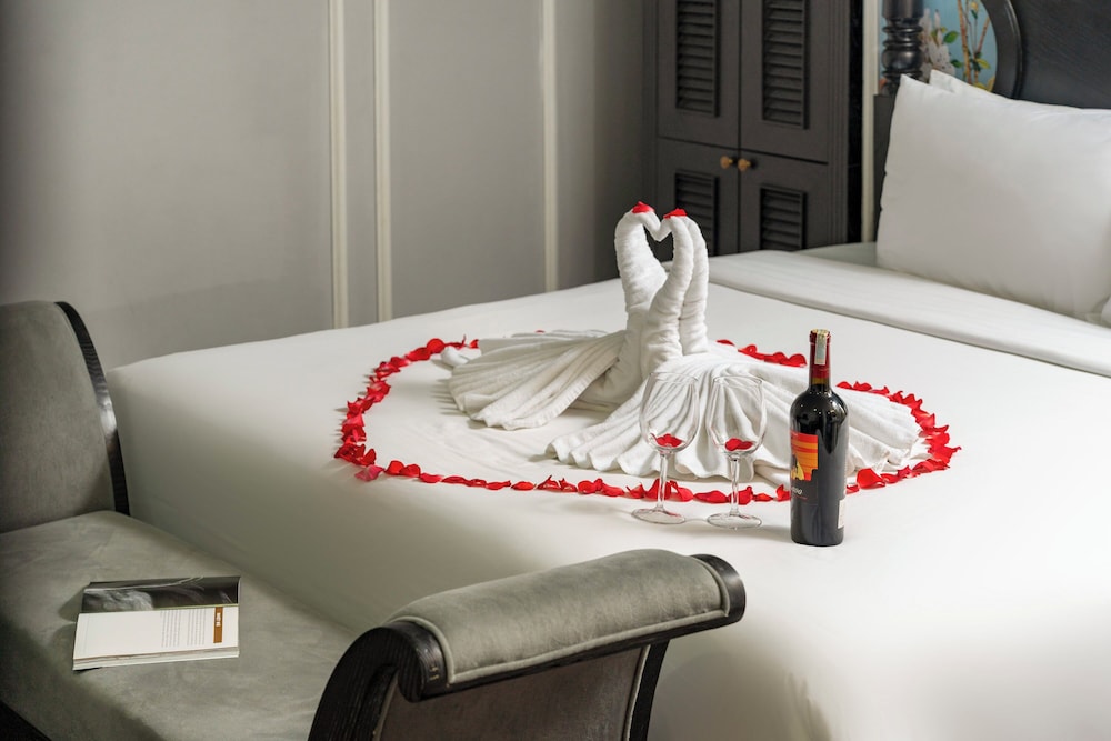 amara hanoi hotel