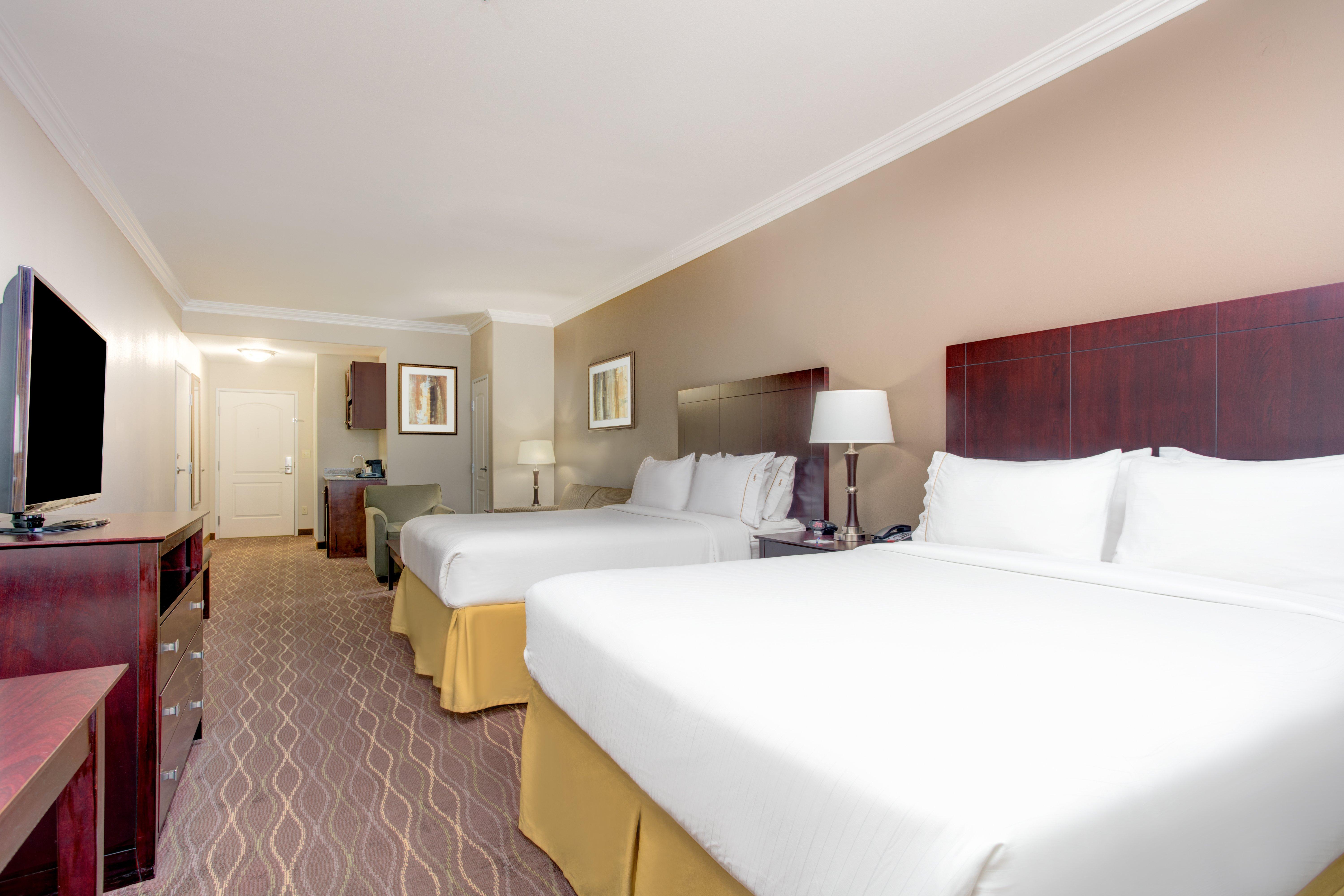holiday inn express and suitescut off galliano by ihg