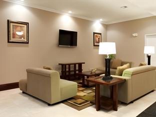 holiday inn express and suitescut off galliano by ihg