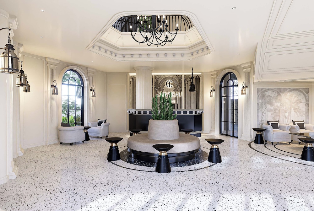 chateau du village patong