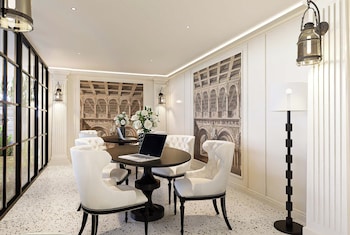 chateau du village patong