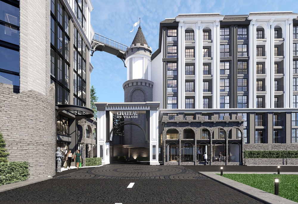 chateau du village patong