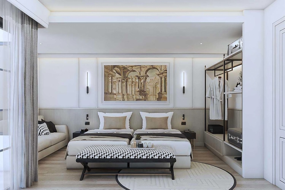 chateau du village patong