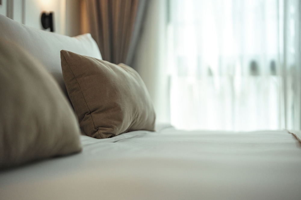 chateau du village patong